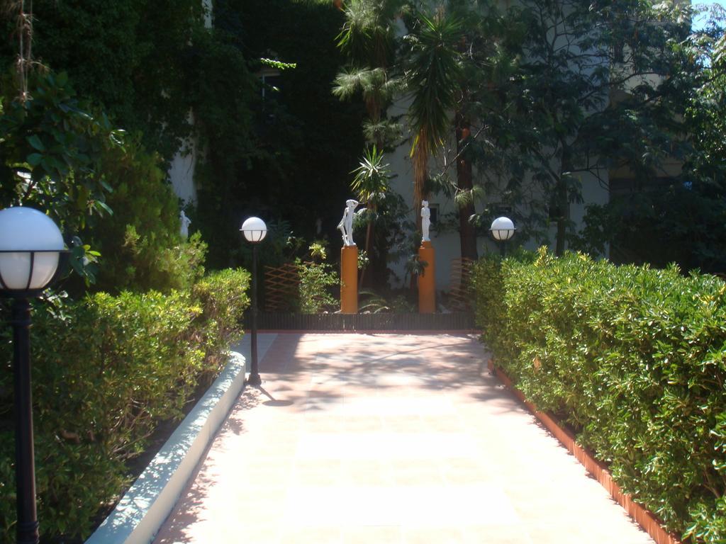Achousa Hotel Faliraki Exteriör bild